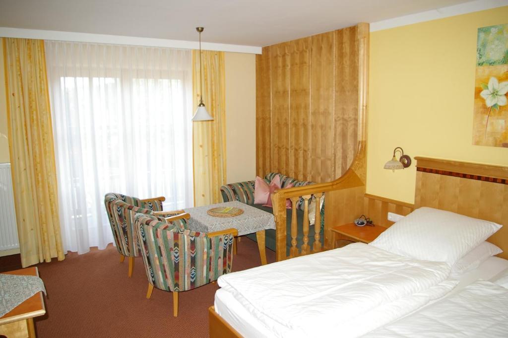 Pension Zur Alten Schmiede Zwiesel Habitación foto